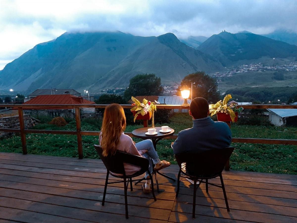 Guesthouse Elli & Cottages Kazbegi Ngoại thất bức ảnh