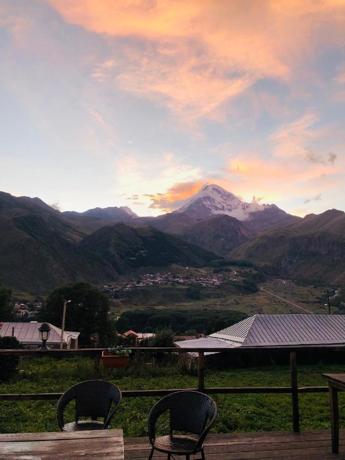 Guesthouse Elli & Cottages Kazbegi Ngoại thất bức ảnh