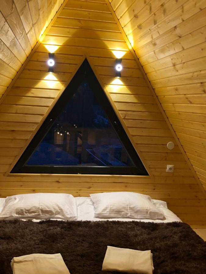 Guesthouse Elli & Cottages Kazbegi Ngoại thất bức ảnh