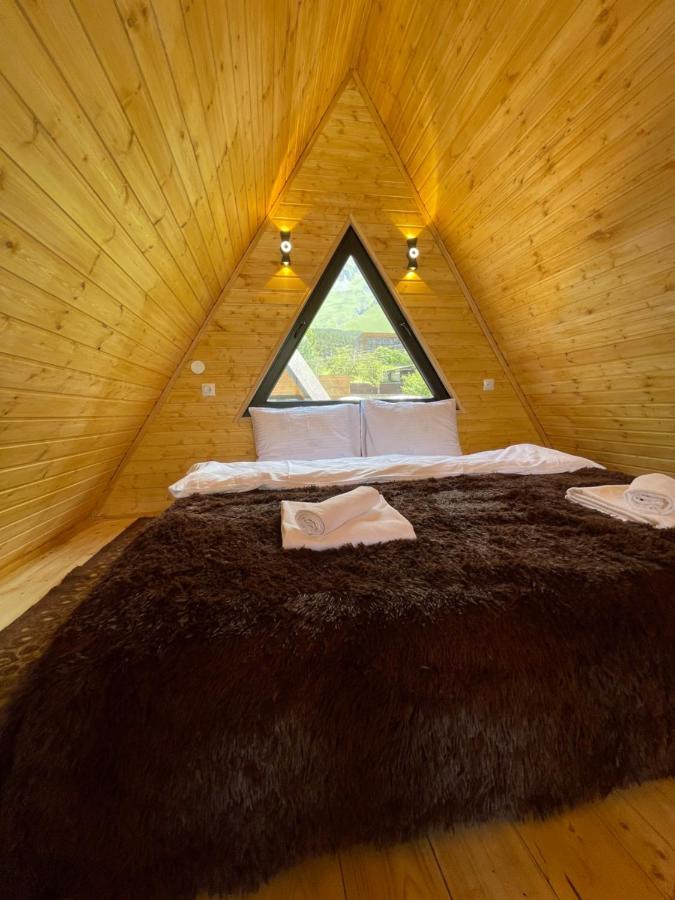 Guesthouse Elli & Cottages Kazbegi Ngoại thất bức ảnh