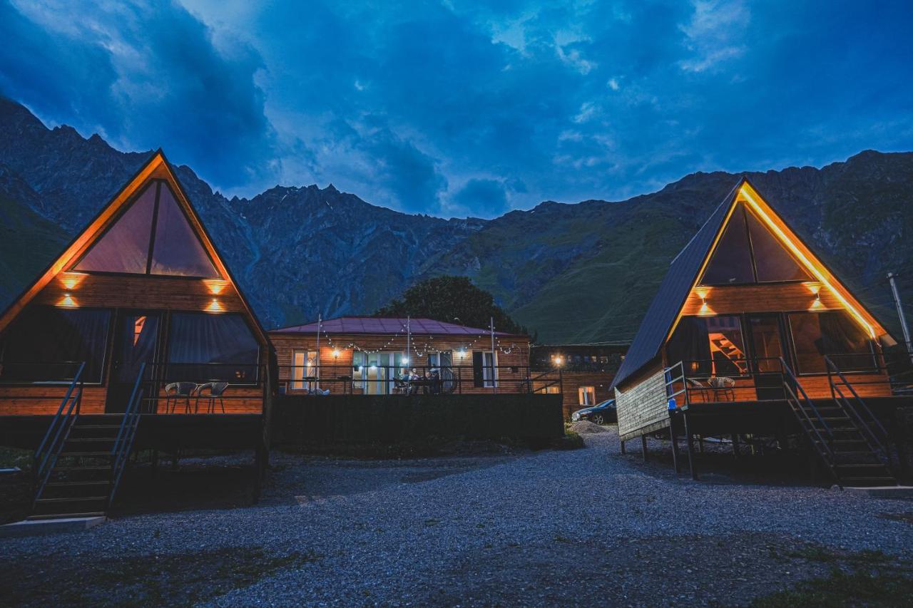 Guesthouse Elli & Cottages Kazbegi Ngoại thất bức ảnh