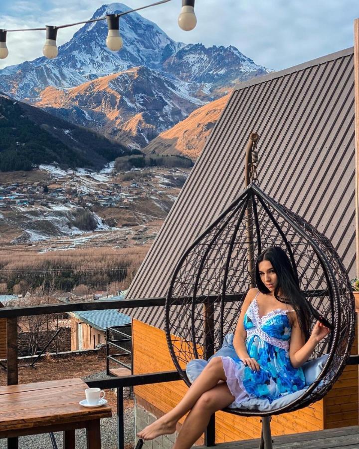 Guesthouse Elli & Cottages Kazbegi Ngoại thất bức ảnh