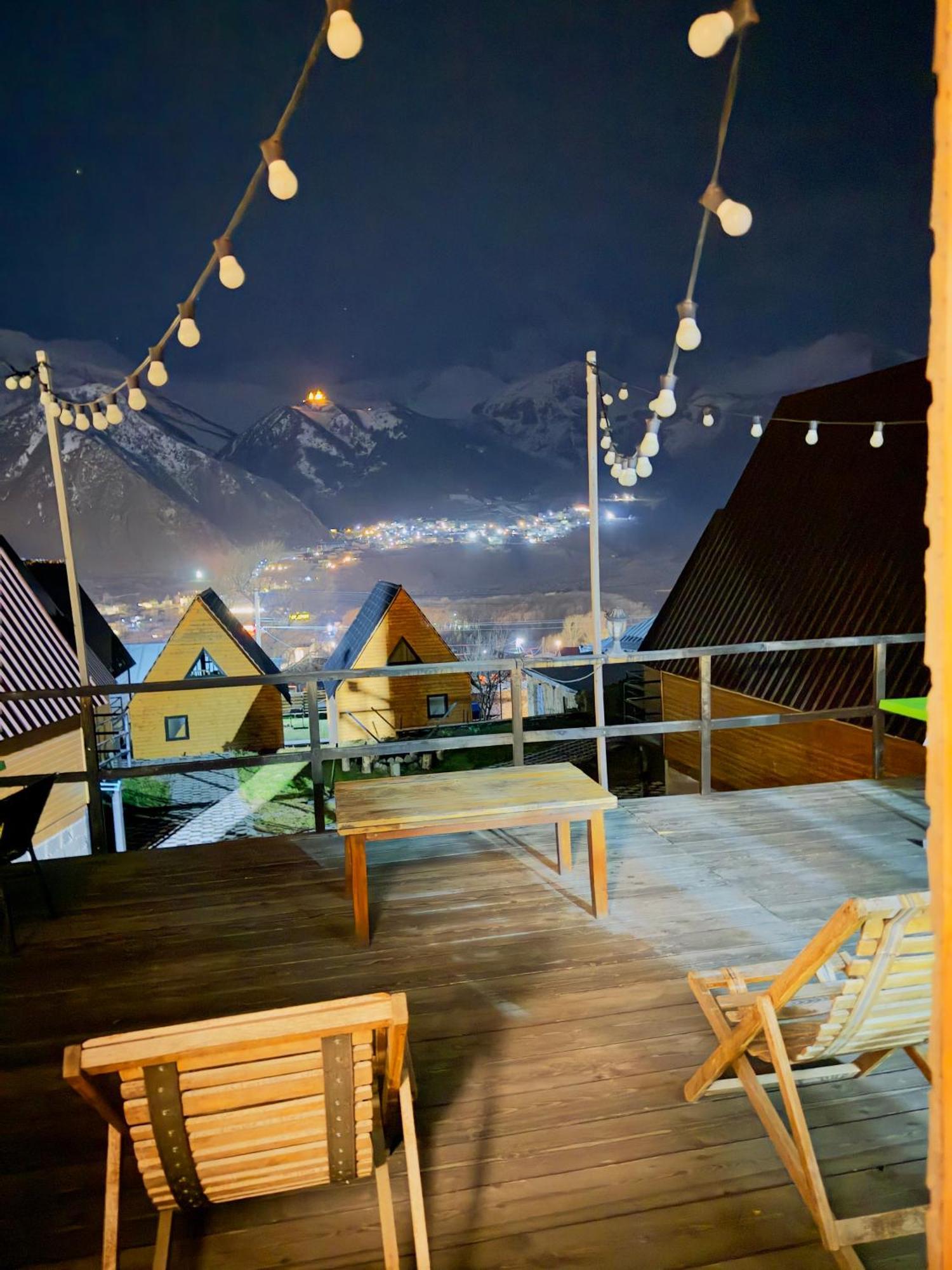 Guesthouse Elli & Cottages Kazbegi Ngoại thất bức ảnh