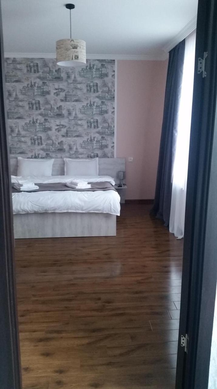 Guesthouse Elli & Cottages Kazbegi Ngoại thất bức ảnh