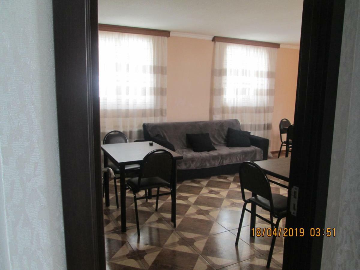 Guesthouse Elli & Cottages Kazbegi Ngoại thất bức ảnh