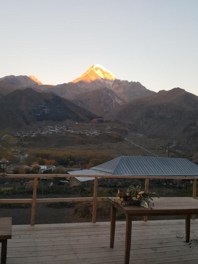 Guesthouse Elli & Cottages Kazbegi Ngoại thất bức ảnh